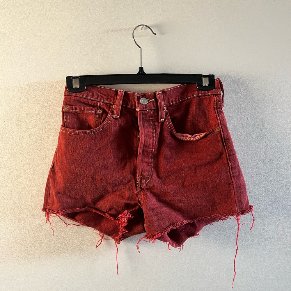 Levi 501 Maroon Shorts